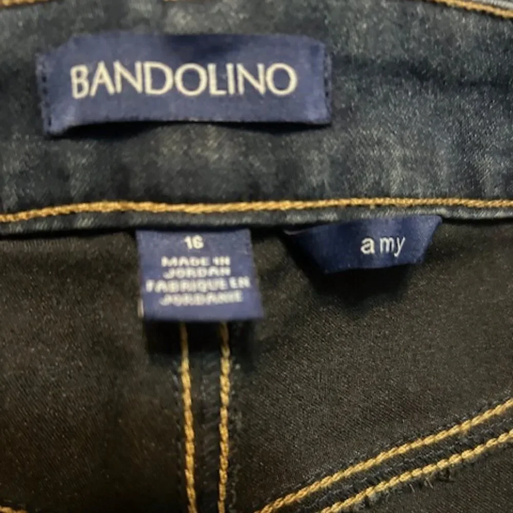 Bandolino Amy 5 pocket straight denim jeans, size 16